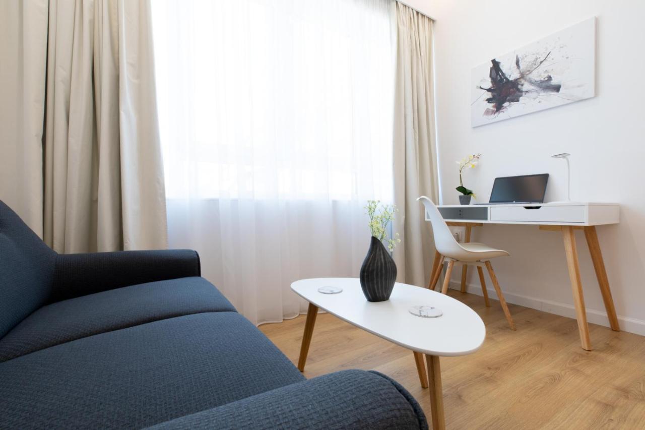 אתונה Minimal Apartment In Plaka מראה חיצוני תמונה