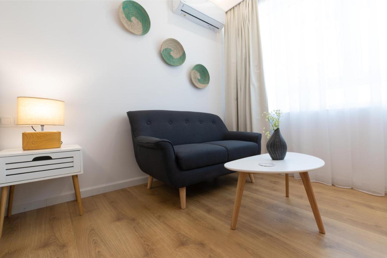 אתונה Minimal Apartment In Plaka מראה חיצוני תמונה